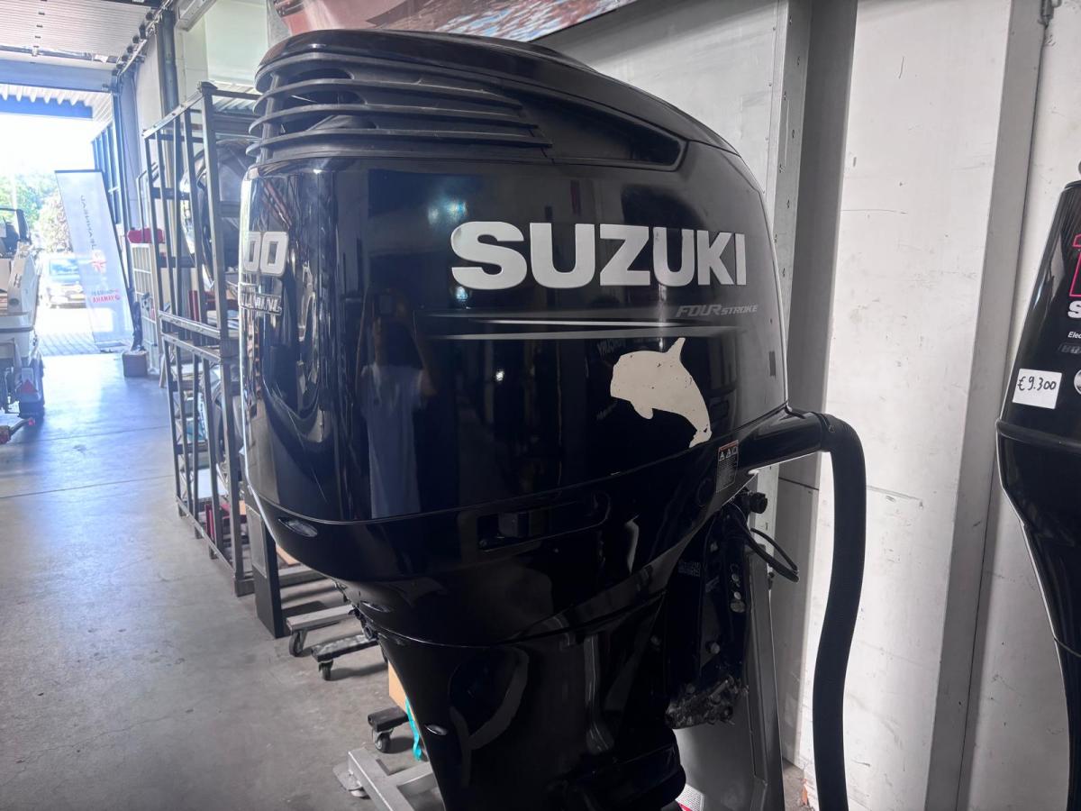 Suzuki Marine DF300AP — photo 2