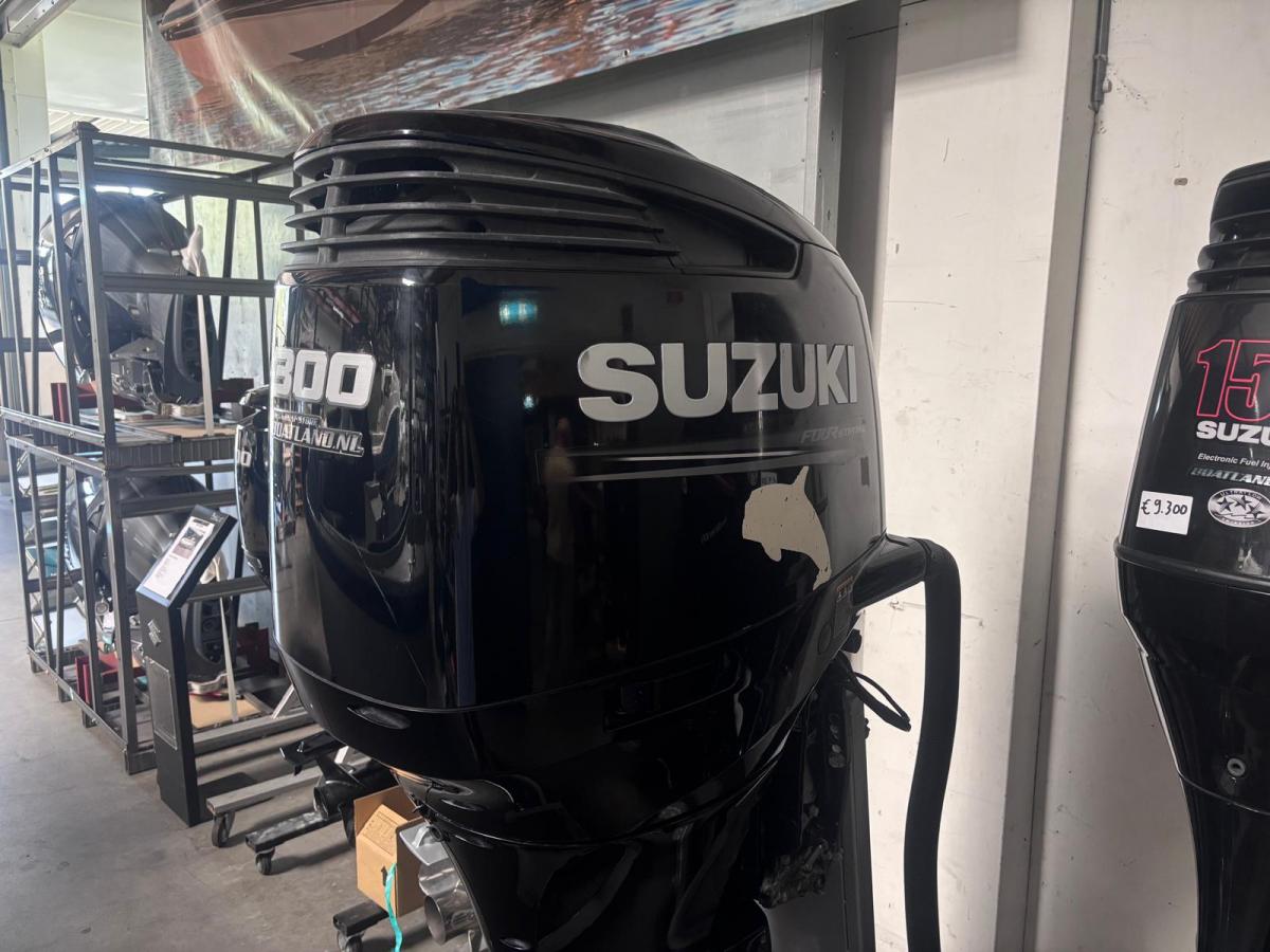 Suzuki Marine DF300AP — photo 3